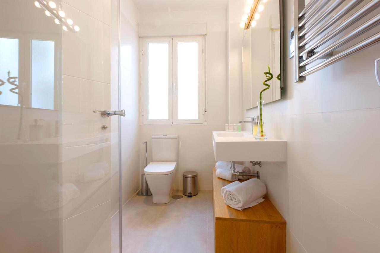 Angel Square Apartment Madrid Exterior photo