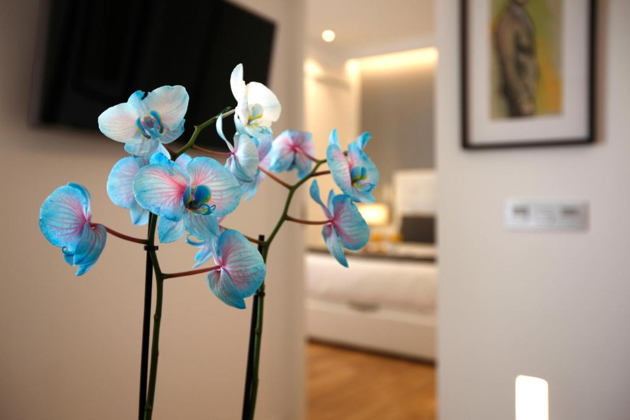 Angel Square Apartment Madrid Exterior photo